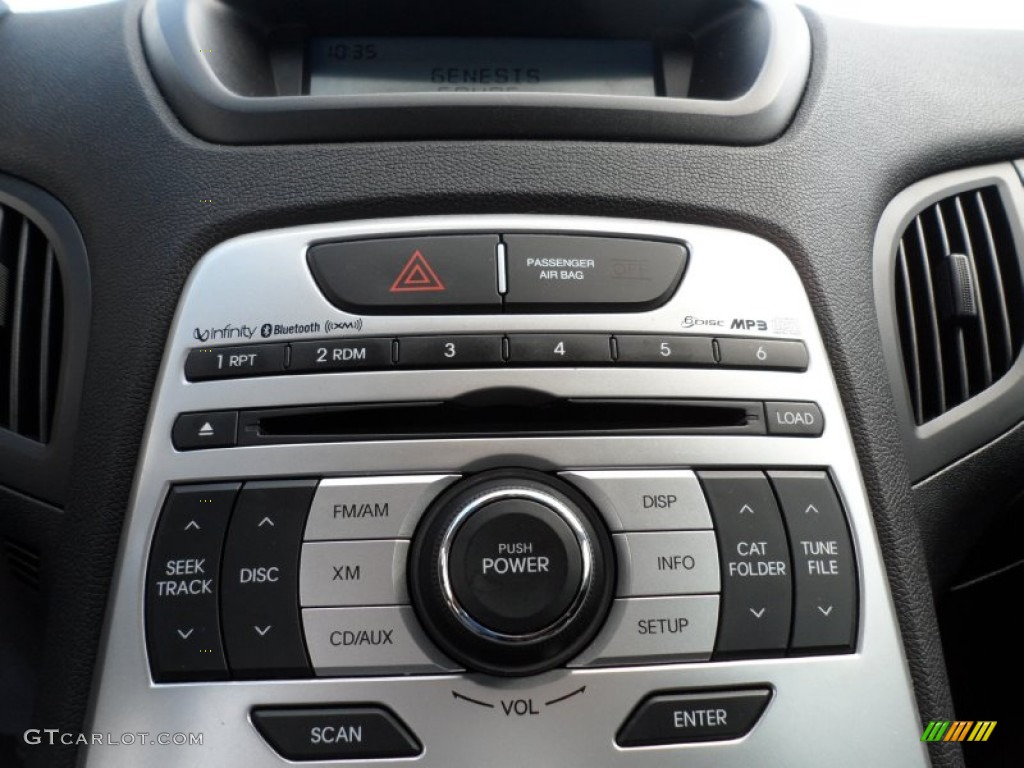 2010 Hyundai Genesis Coupe 2.0T Controls Photo #51274207