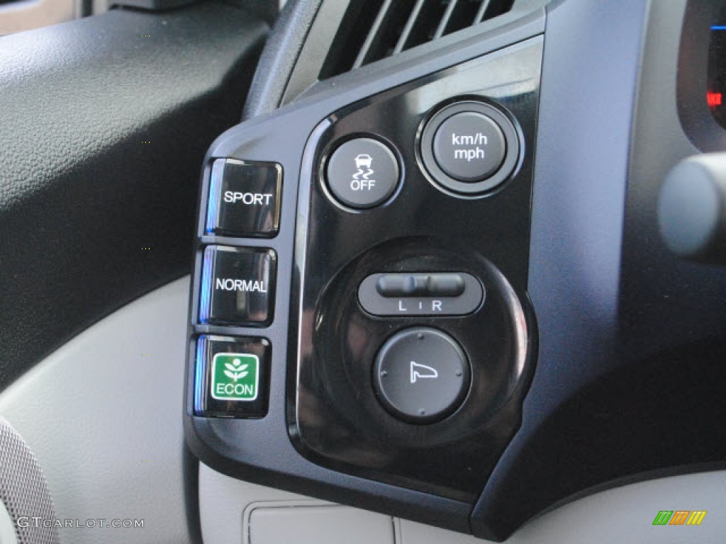 2011 Honda CR-Z Sport Hybrid Controls Photo #51276220