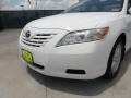 Super White - Camry LE Photo No. 15