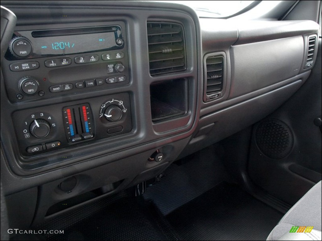 2006 Silverado 1500 Work Truck Regular Cab - Silver Birch Metallic / Dark Charcoal photo #11