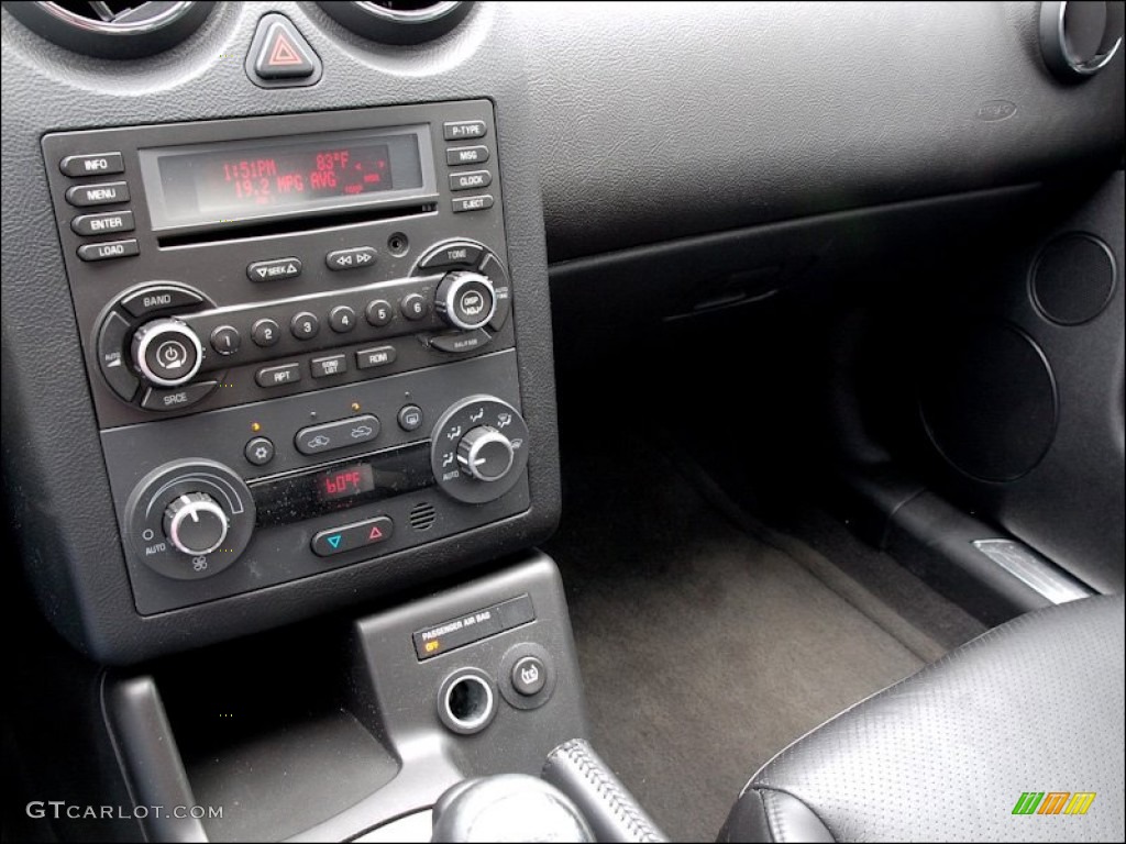 2008 Pontiac G6 GXP Coupe Controls Photo #51281749