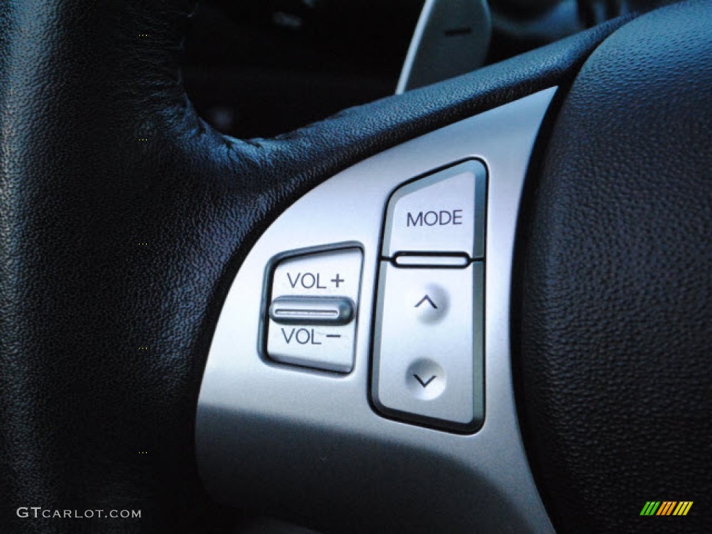 2010 Hyundai Genesis Coupe 2.0T Controls Photo #51282382