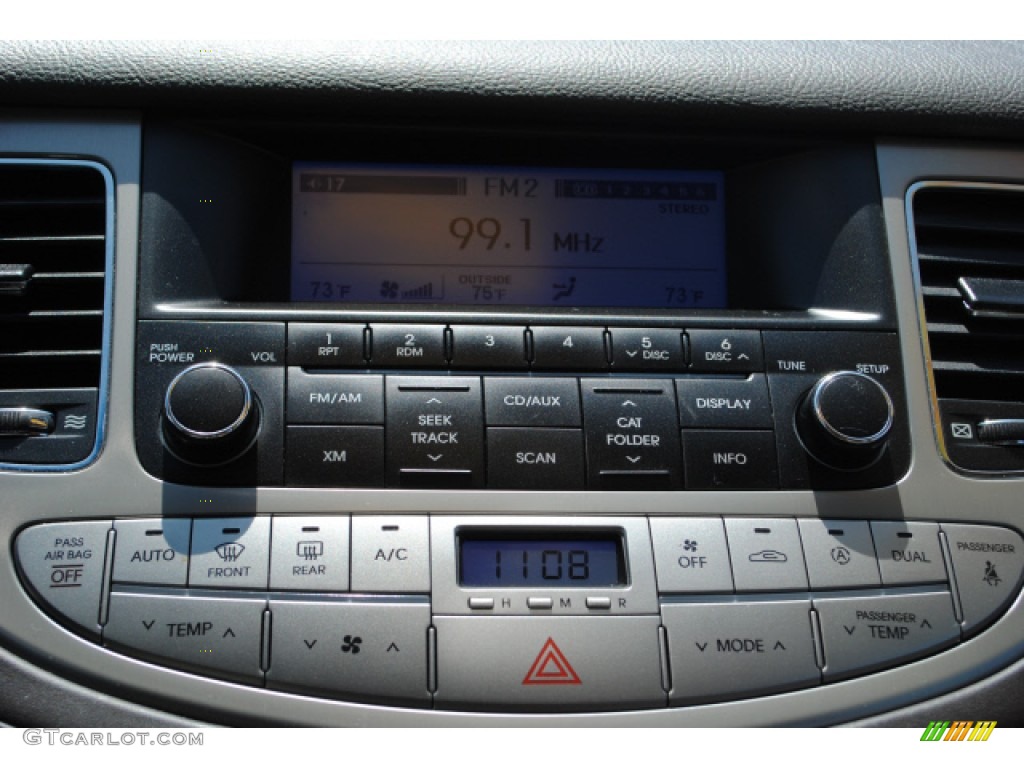 2009 Hyundai Genesis 3.8 Sedan Controls Photo #51283042