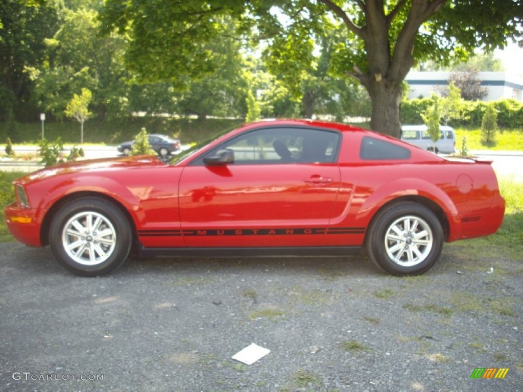 2007 Mustang V6 Premium Coupe - Torch Red / Dark Charcoal photo #2