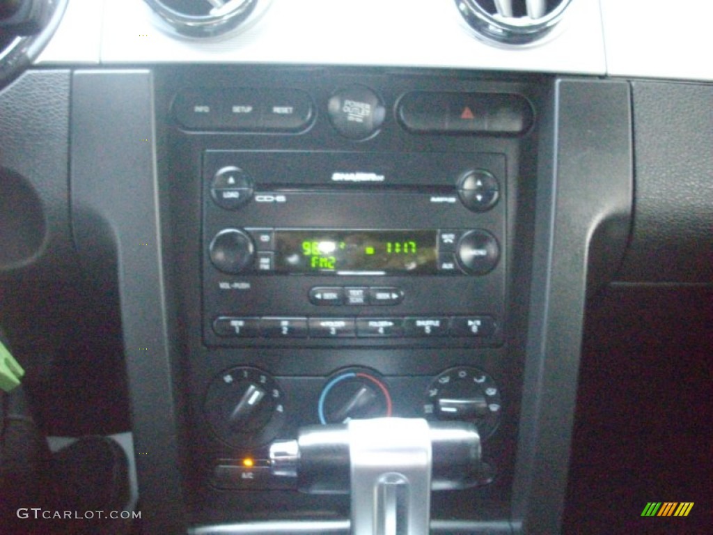 2007 Mustang V6 Premium Coupe - Torch Red / Dark Charcoal photo #21