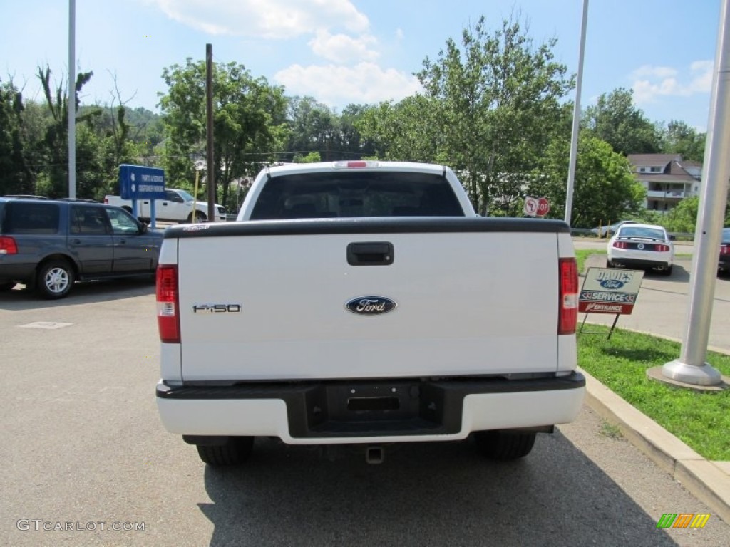 2006 F150 XLT SuperCrew 4x4 - Oxford White / Medium/Dark Flint photo #3