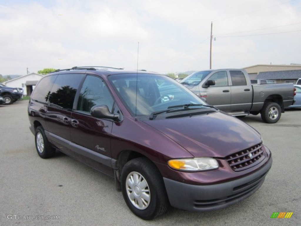 1999 Grand Voyager SE - Deep Cranberry Pearl / Mist Gray photo #7