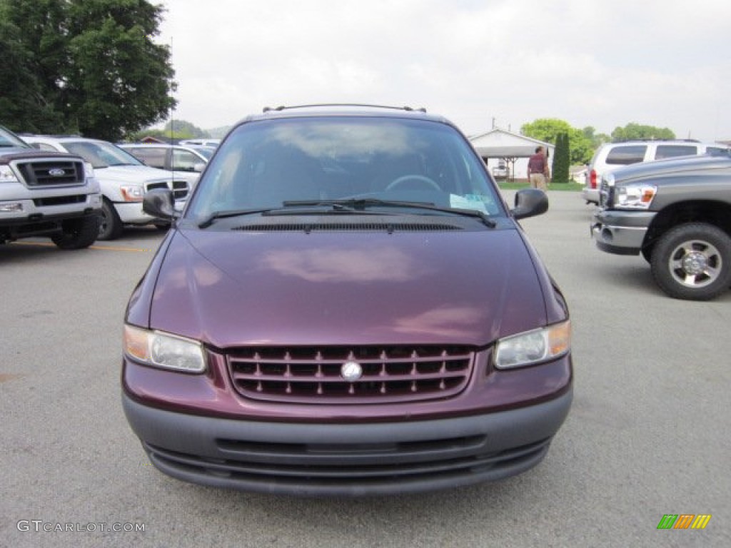 1999 Grand Voyager SE - Deep Cranberry Pearl / Mist Gray photo #8