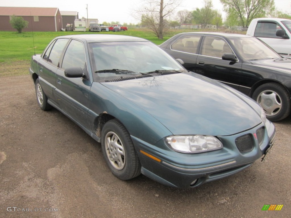1996 Grand Am SE Sedan - Medium Green Blue Metallic / Pewter photo #4