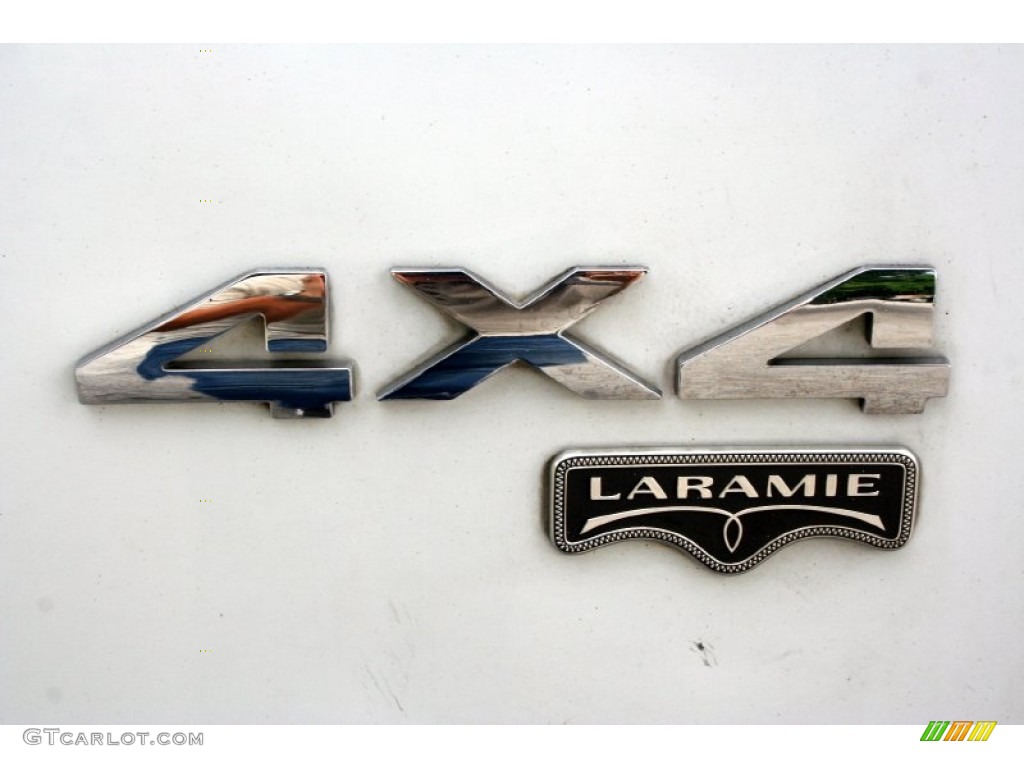 2006 Ram 2500 Laramie Mega Cab 4x4 - Bright White / Medium Slate Gray photo #86