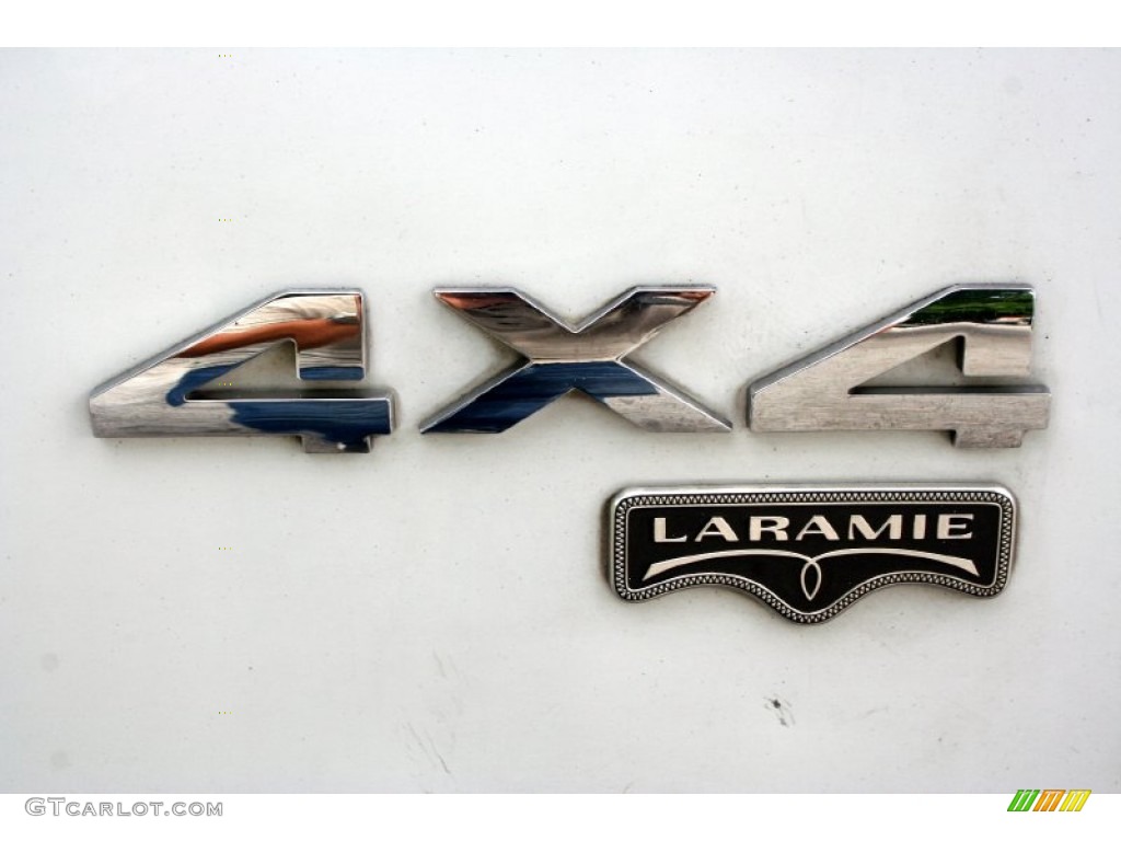 2006 Ram 2500 Laramie Mega Cab 4x4 - Bright White / Medium Slate Gray photo #108