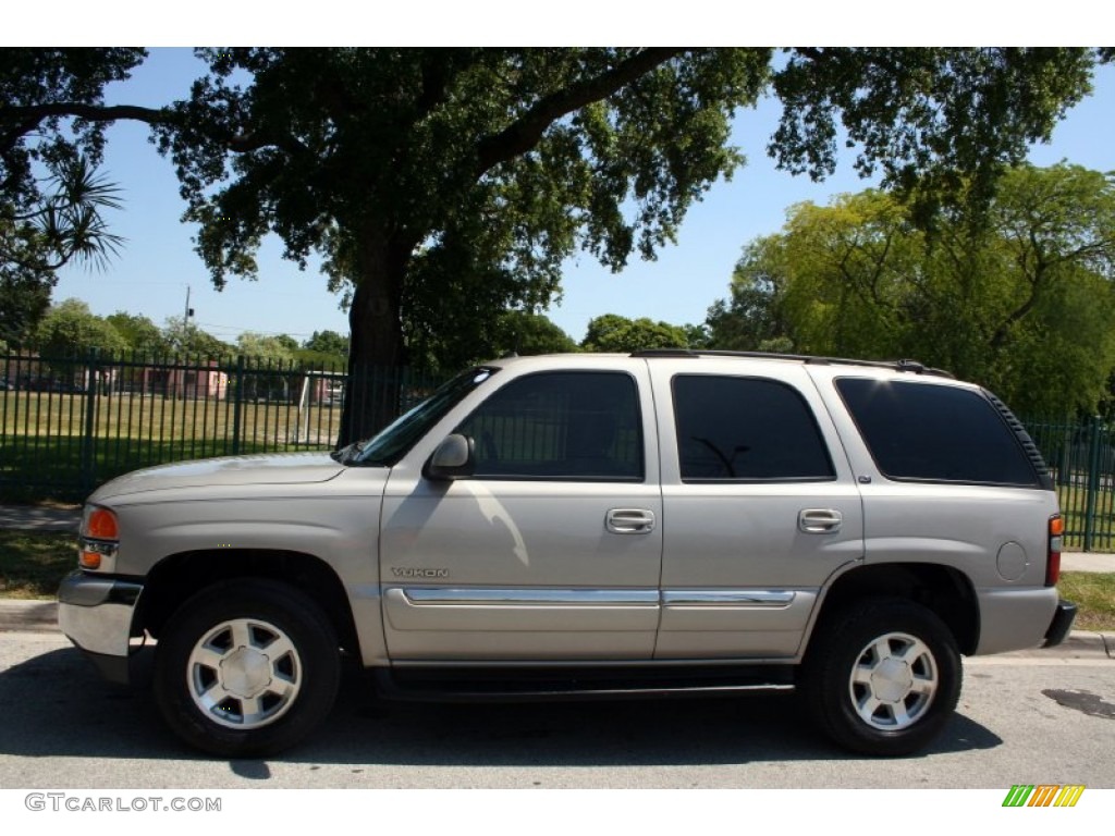 2004 Yukon SLT 4x4 - Silver Birch Metallic / Pewter/Dark Pewter photo #2