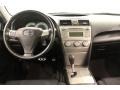 Super White - Camry SE Photo No. 17
