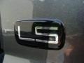2000 Chevrolet Silverado 1500 LS Regular Cab 4x4 Badge and Logo Photo
