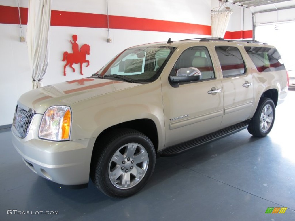 2011 Yukon XL SLT - Gold Mist Metallic / Light Tan photo #1