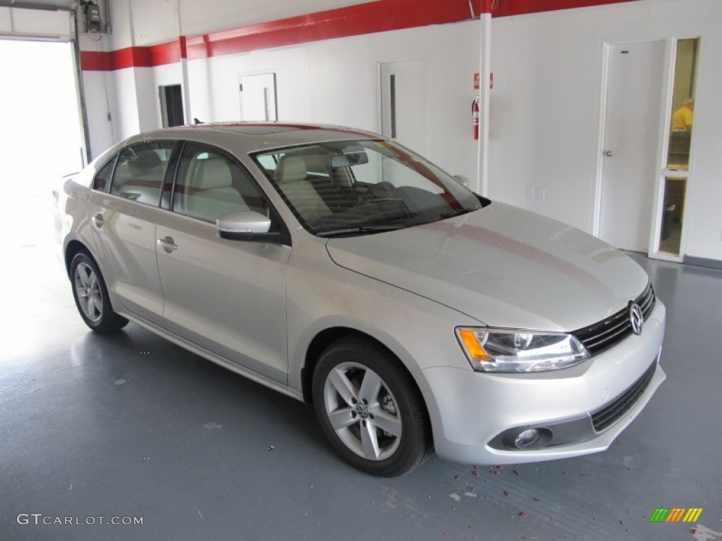 2011 Jetta TDI Sedan - White Gold Metallic / Cornsilk Beige photo #5