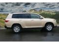 Sandy Beach Metallic - Highlander SE 4WD Photo No. 2