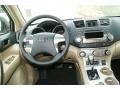 Sandy Beach Metallic - Highlander SE 4WD Photo No. 11