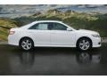Super White - Camry SE Photo No. 2