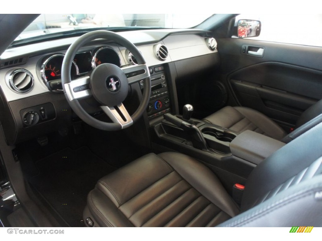 Dark Charcoal Interior 2009 Ford Mustang GT Premium Coupe Photo #51309886