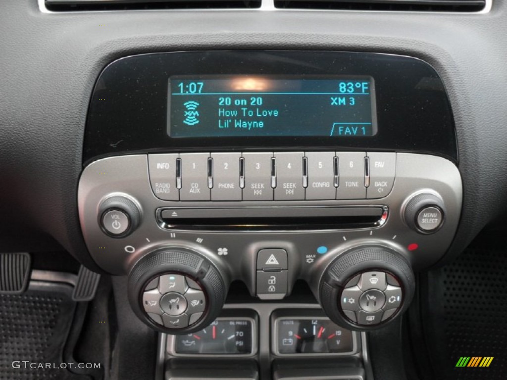 2011 Chevrolet Camaro SS/RS Convertible Controls Photo #51311701