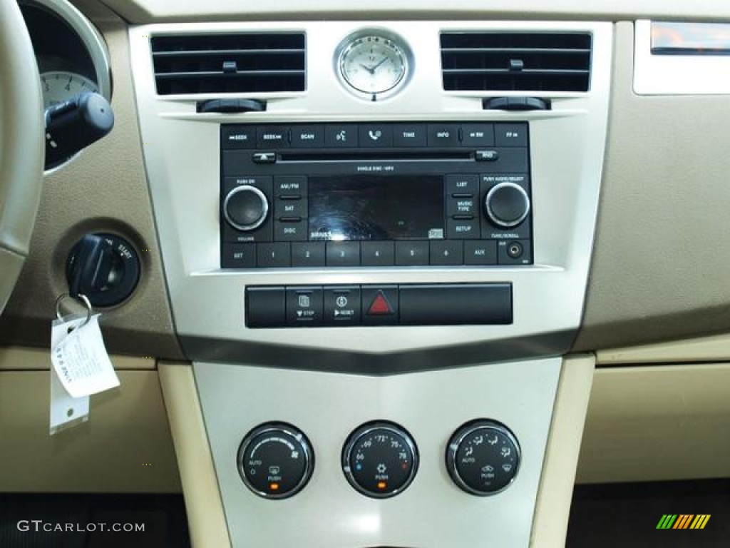 2007 Chrysler Sebring Limited Sedan Controls Photo #51312070