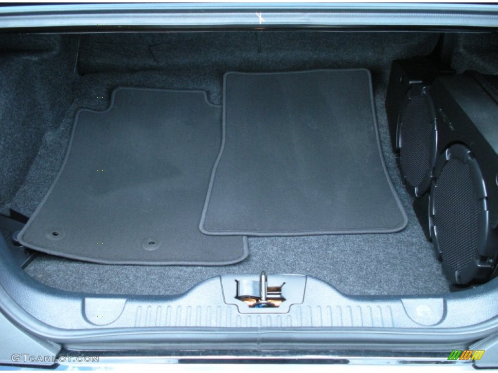 2011 Ford Mustang GT Premium Coupe Trunk Photo #51313021