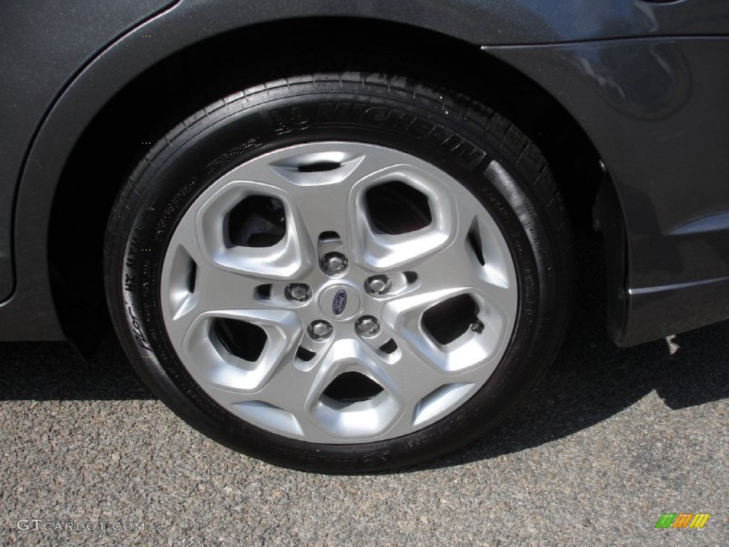 2010 Fusion SE V6 - Sterling Grey Metallic / Charcoal Black photo #8