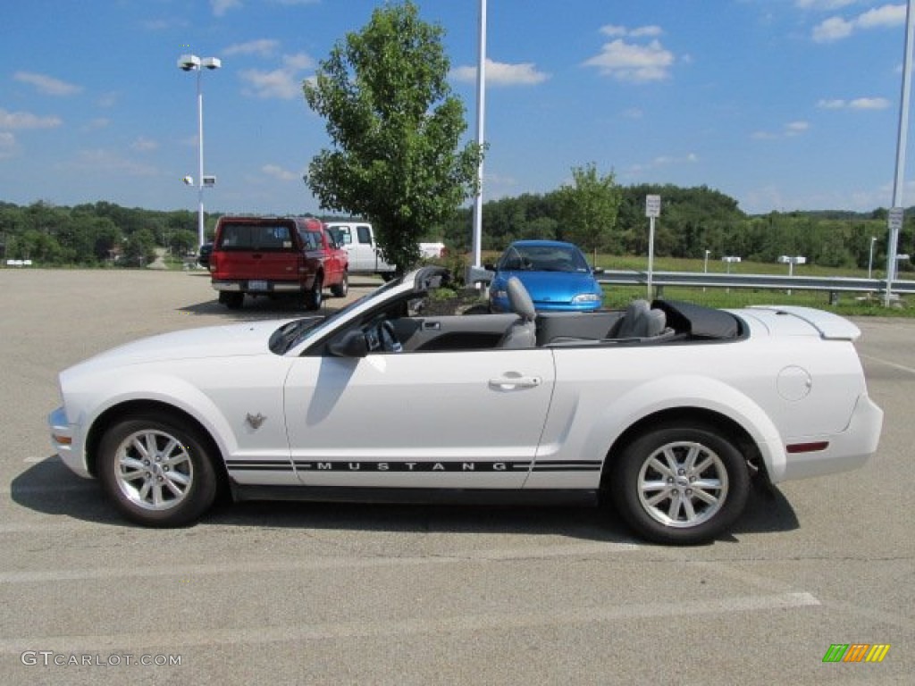 2009 Mustang V6 Premium Convertible - Performance White / Light Graphite photo #7