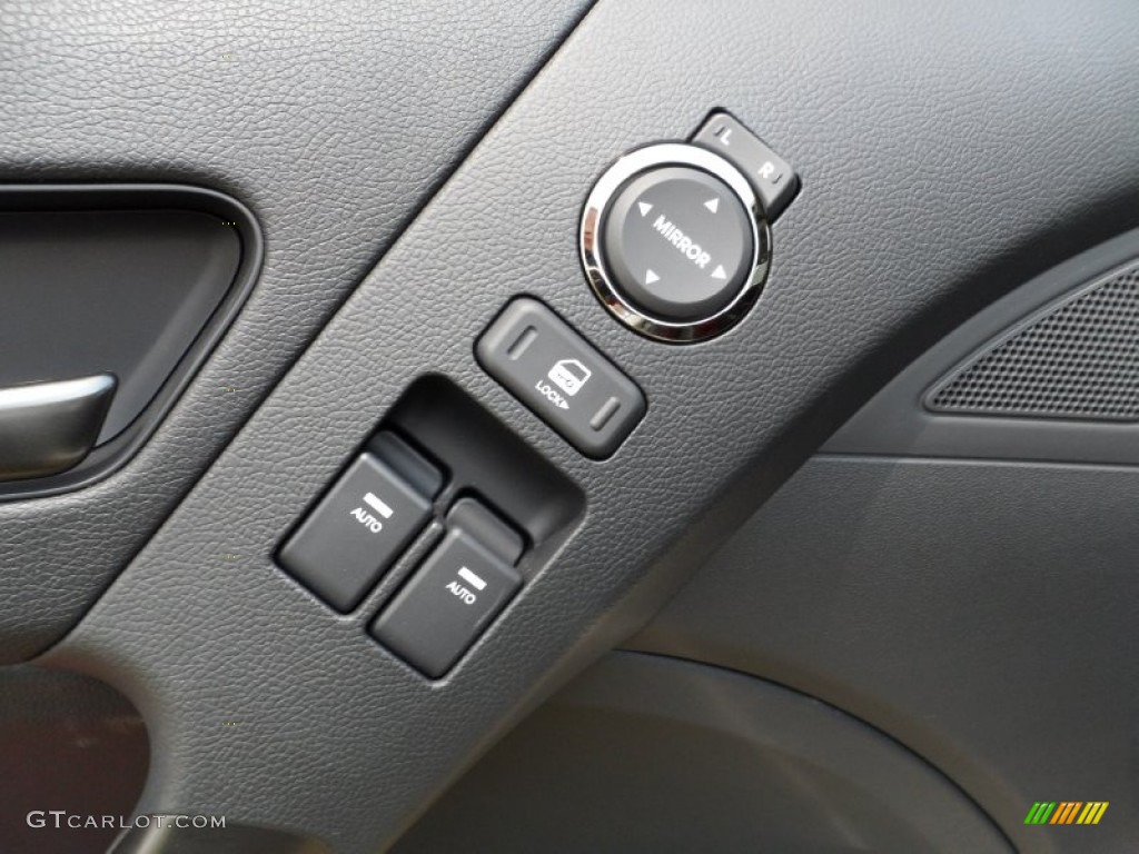 2011 Hyundai Genesis Coupe 2.0T R Spec Controls Photo #51317950