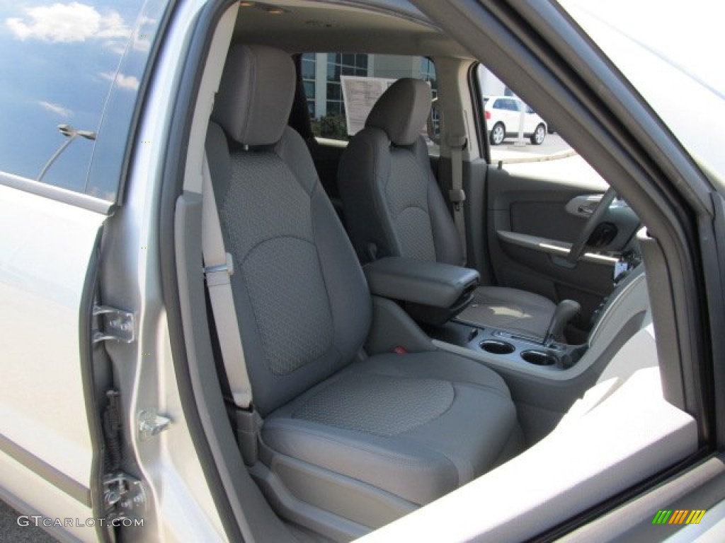 2011 Traverse LS AWD - Silver Ice Metallic / Dark Gray/Light Gray photo #12