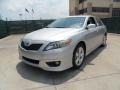 Classic Silver Metallic - Camry SE Photo No. 7