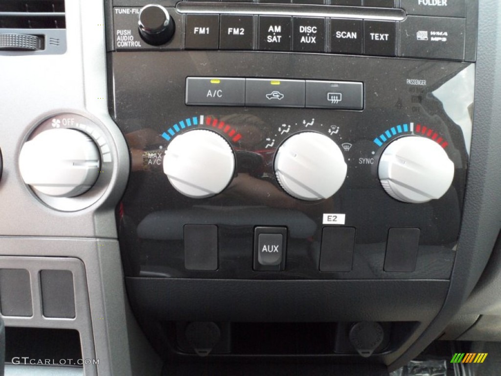2011 Toyota Tundra CrewMax Controls Photo #51321223