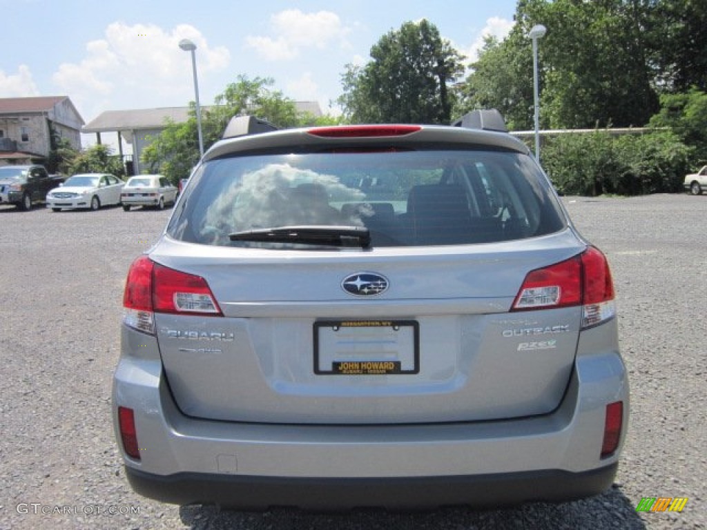 2011 Outback 2.5i Wagon - Steel Silver Metallic / Off Black photo #10