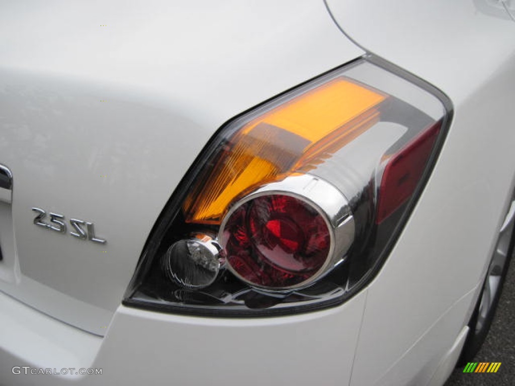2008 Altima 2.5 SL - Winter Frost Pearl / Blond photo #5