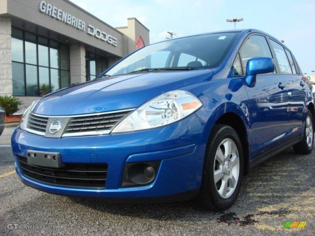 2008 Versa 1.8 S Hatchback - Sapphire Blue / Charcoal photo #1