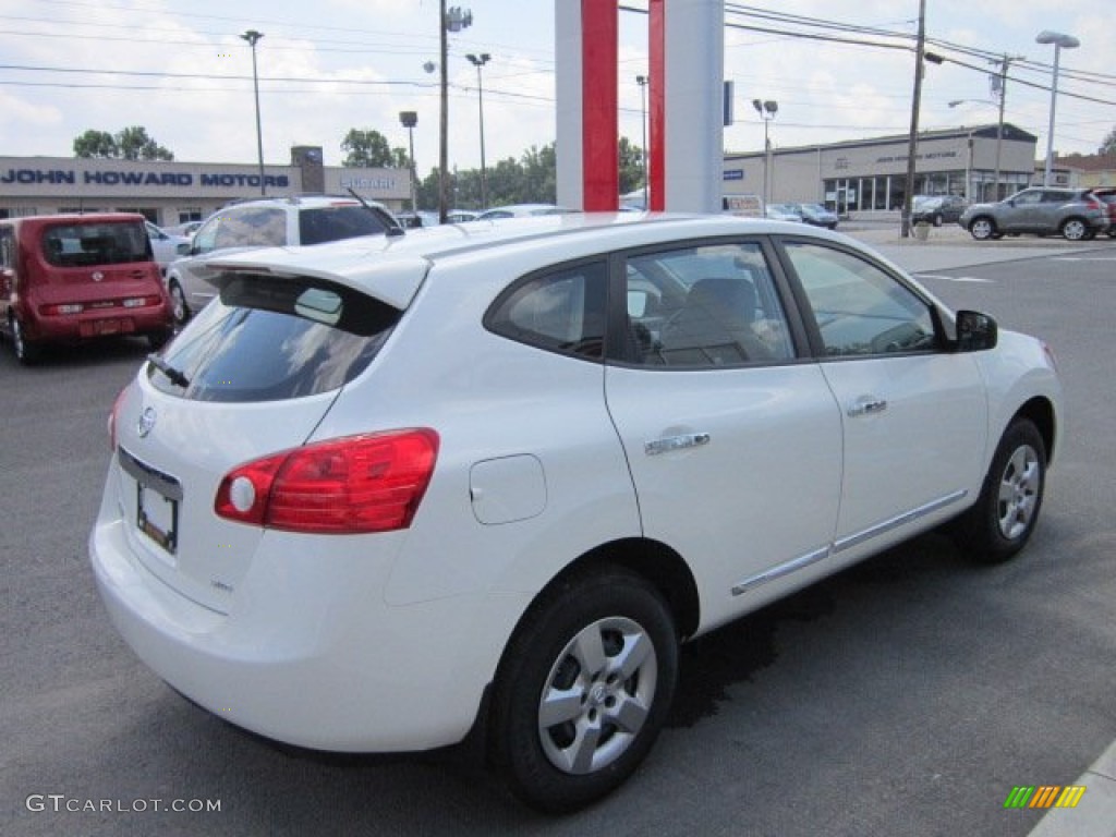 2011 Rogue S AWD - Pearl White / Gray photo #9