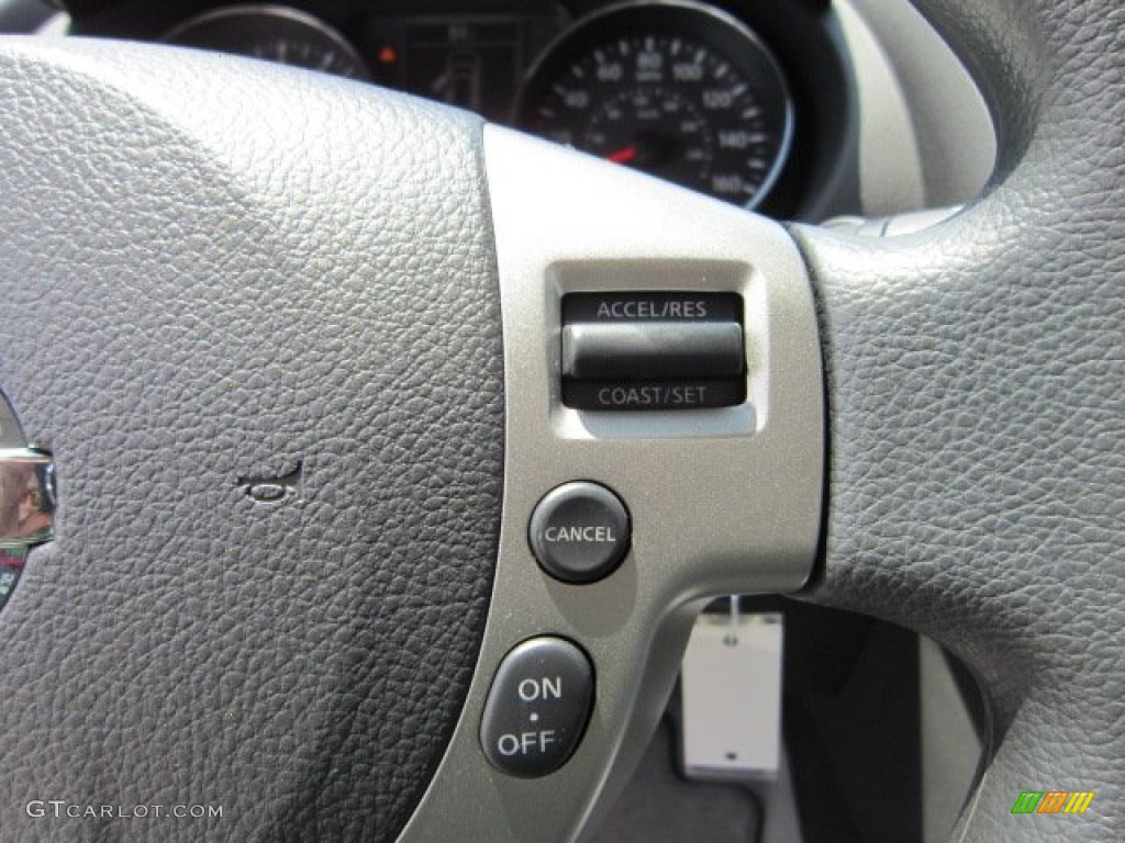 2011 Rogue S AWD - Pearl White / Gray photo #18