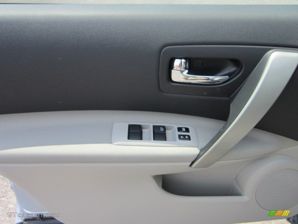 2011 Rogue SV AWD - Frosted Steel Metallic / Gray photo #14