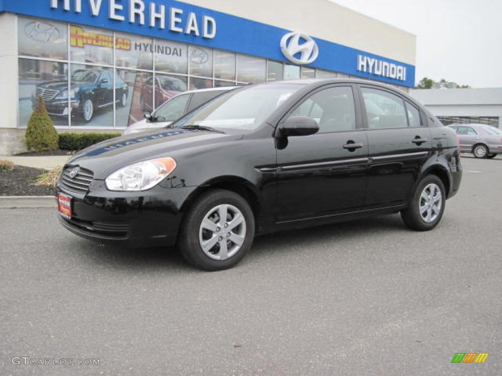 2009 Accent GLS 4 Door - Ebony Black / Gray photo #1