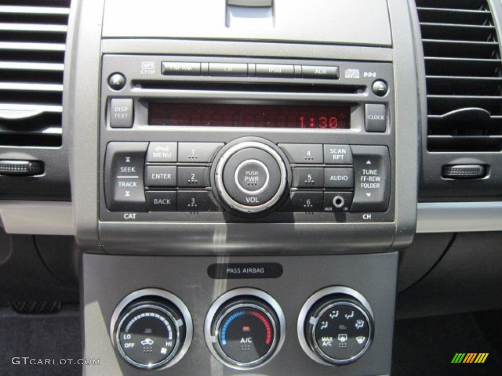 2011 Sentra 2.0 S - Red Brick / Charcoal photo #19