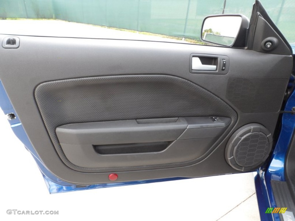 2008 Ford Mustang GT Premium Coupe Dark Charcoal Door Panel Photo #51325528