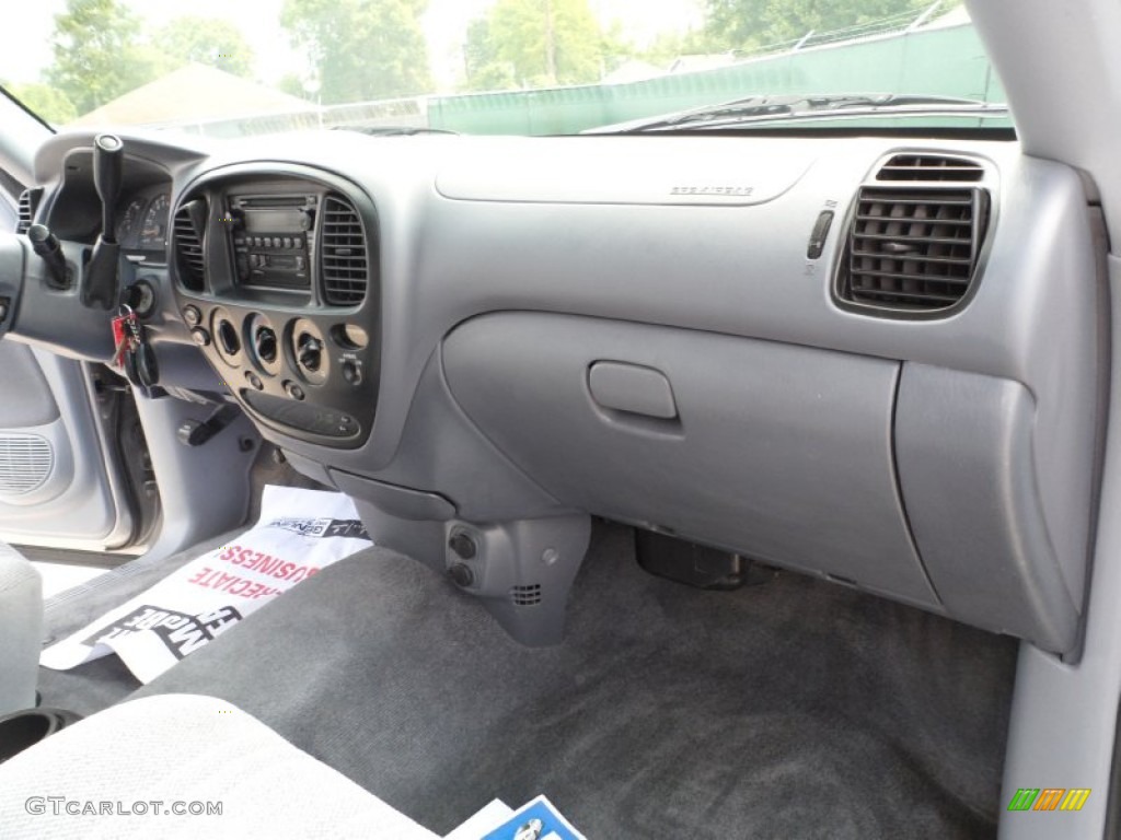 2002 Toyota Tundra SR5 Access Cab Light Charcoal Dashboard Photo #51326152