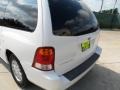 Vibrant White - Windstar LX Photo No. 23