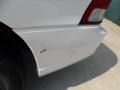 Vibrant White - Windstar LX Photo No. 24