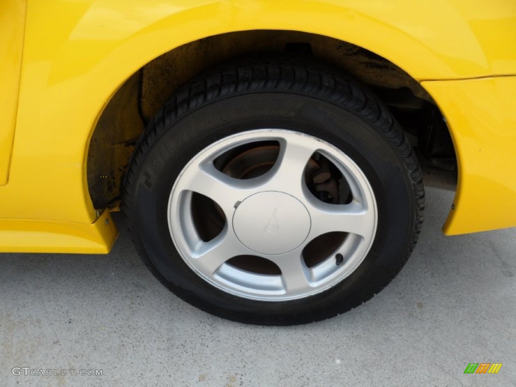 2004 Ford Mustang V6 Coupe Wheel Photo #51327928