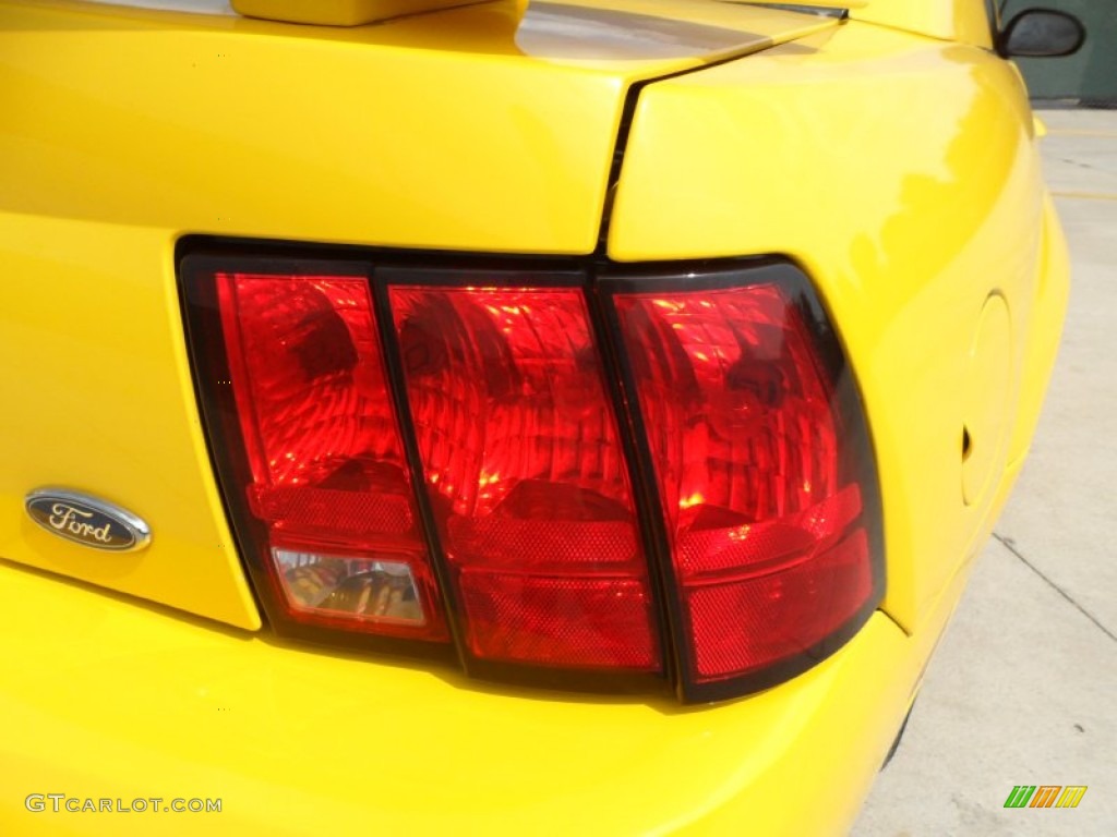 2004 Mustang V6 Coupe - Screaming Yellow / Dark Charcoal photo #19