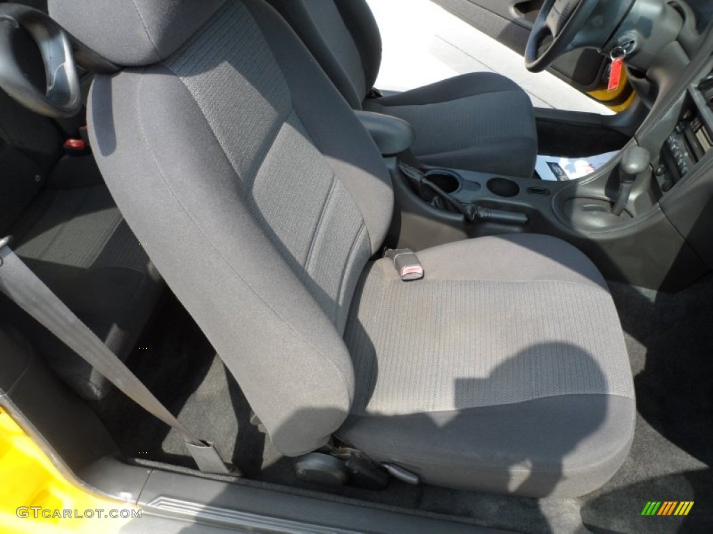 Dark Charcoal Interior 2004 Ford Mustang V6 Coupe Photo #51328081