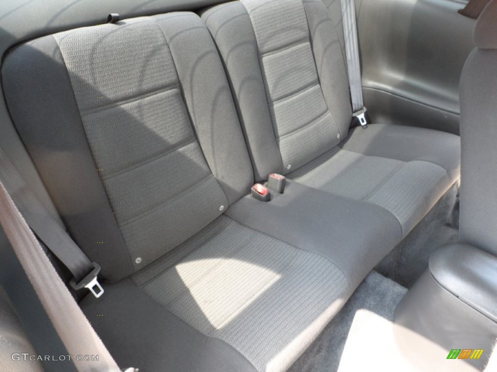 Dark Charcoal Interior 2004 Ford Mustang V6 Coupe Photo #51328090