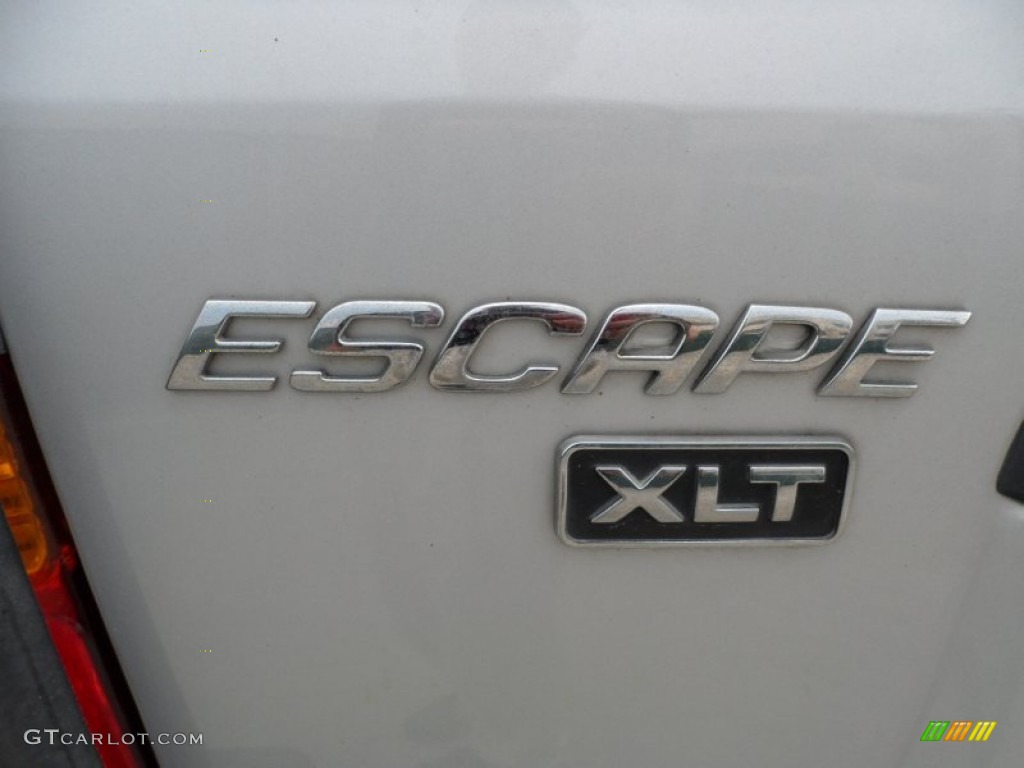 2004 Escape XLT V6 - Satin Silver Metallic / Medium/Dark Flint photo #23